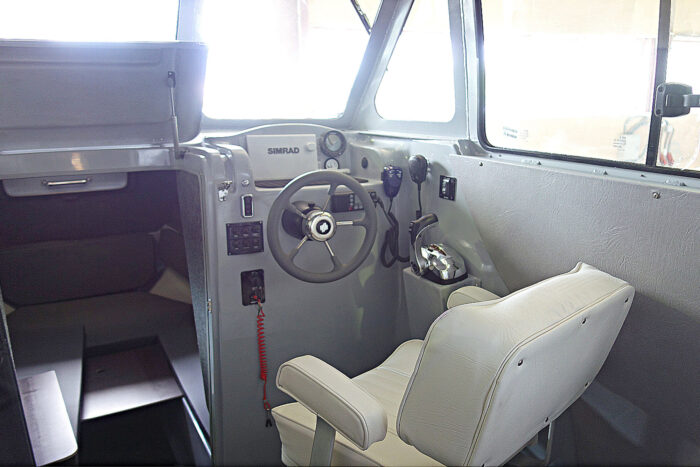 Катер Astron Marine Marlin 830-CABIN/HT — изображение 6